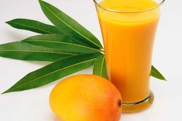 Uống nước ép xoài có tác dụng gì? Uống nhiều có tốt không?