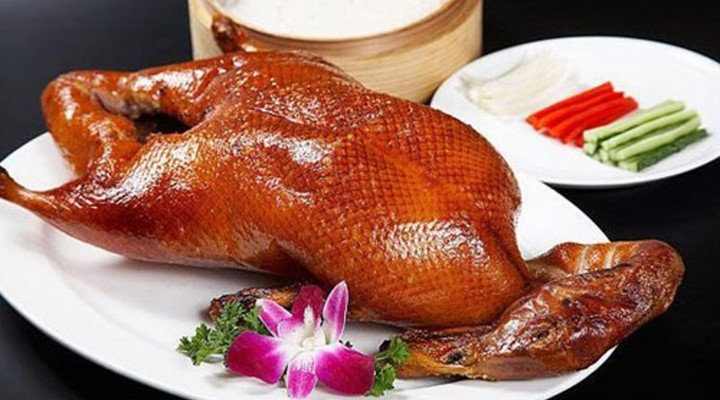Người mới mổ phẩu thuật ăn thịt gà vịt có để lại sẹo không?